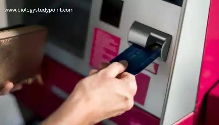 How to withdraw money from atm card